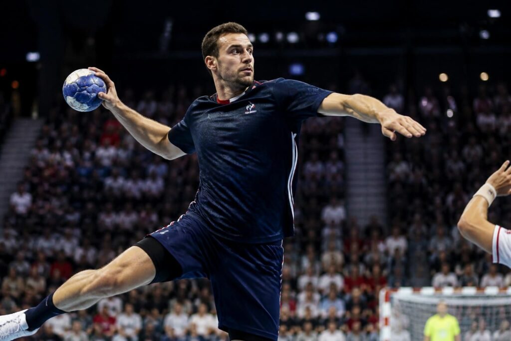 découvrez la biographie complète de nicolas tournat, ses caractéristiques physiques, sa taille, son poids, ainsi que son parcours et ses succès dans le monde du handball.